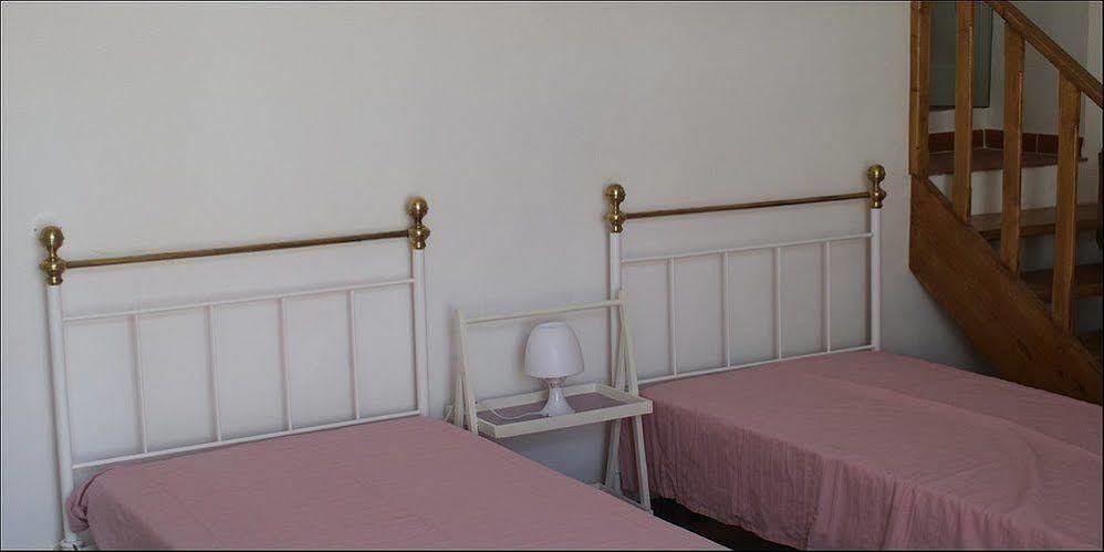 Hostel Raymundo Évora Extérieur photo